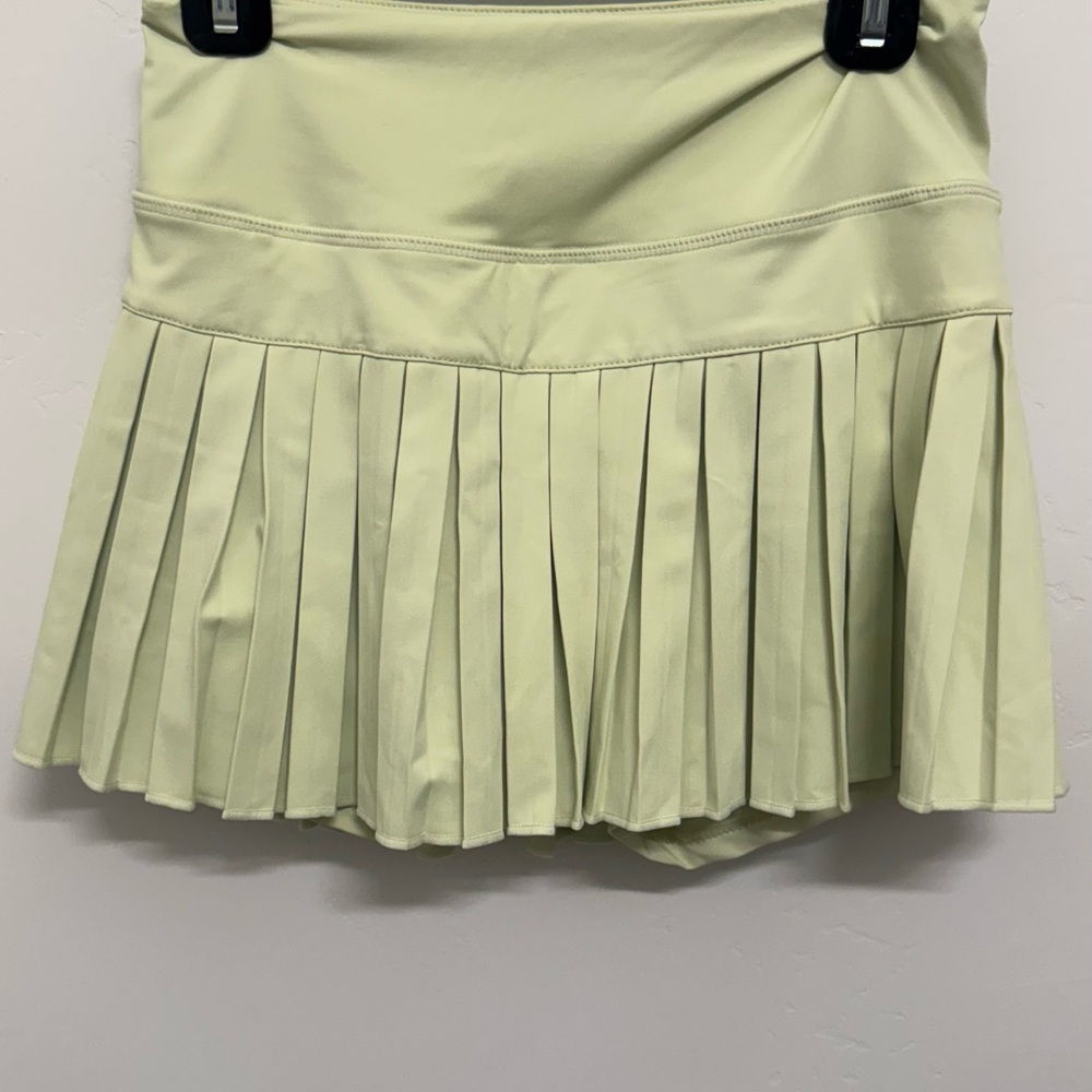 Gold Hinge Pleated Green Athletic Skirt